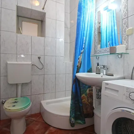 Aleks 2271 Apartamento